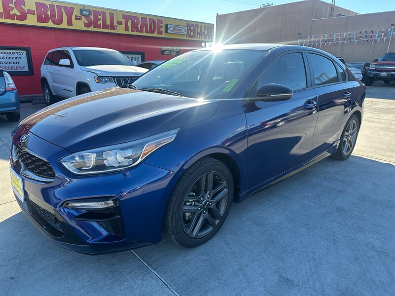 2021 Kia Forte GT-LINE's photo