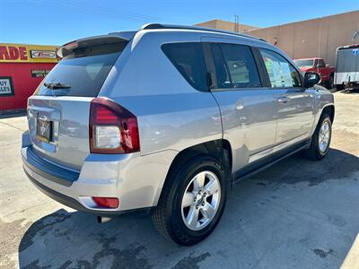 2014 Jeep Compass Sport   - Photo 4 - Ridgecrest, CA 93555