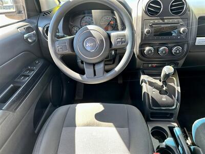 2014 Jeep Compass Sport   - Photo 9 - Ridgecrest, CA 93555