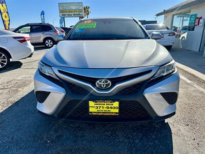 2019 Toyota Camry SE  