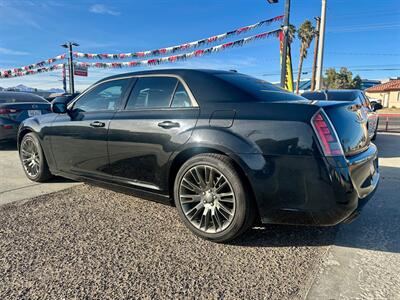 2013 Chrysler 300 C John Varvatos Limited E   - Photo 6 - Ridgecrest, CA 93555