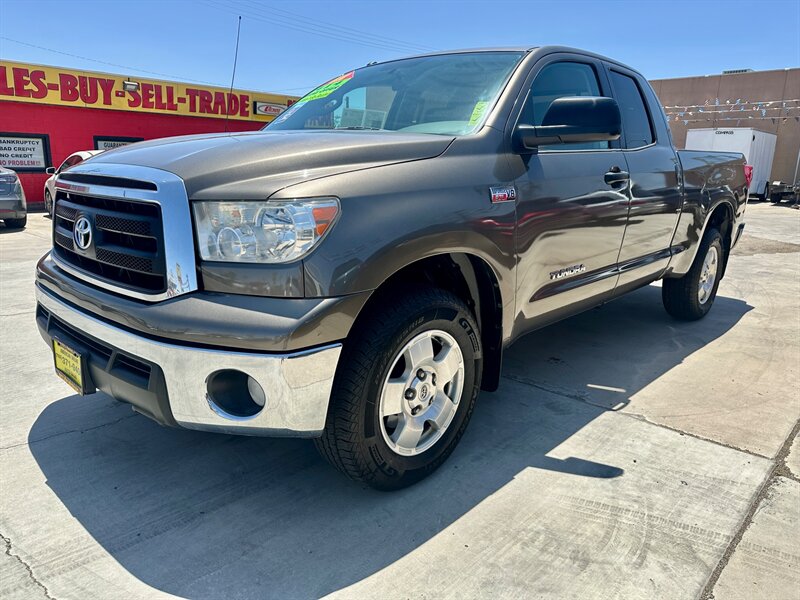 2012 Toyota Tundra SR5  