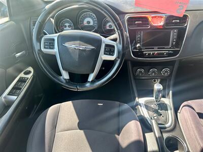 2014 Chrysler 200 Touring   - Photo 8 - Ridgecrest, CA 93555