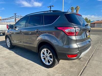 2017 Ford Escape SE   - Photo 7 - Ridgecrest, CA 93555