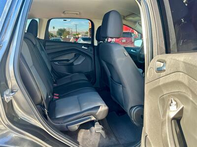 2017 Ford Escape SE   - Photo 14 - Ridgecrest, CA 93555