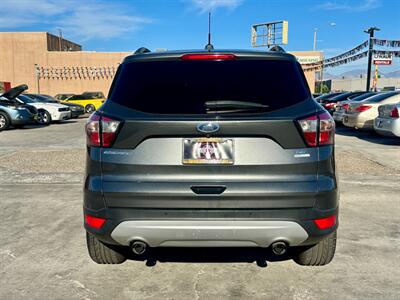 2017 Ford Escape SE   - Photo 5 - Ridgecrest, CA 93555