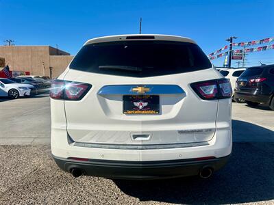 2013 Chevrolet Traverse LTZ   - Photo 5 - Ridgecrest, CA 93555