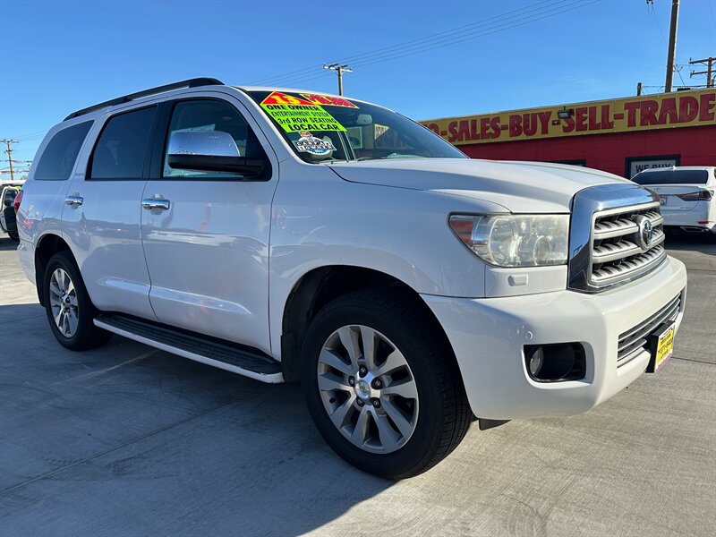 2013 Toyota Sequoia Limited photo 2