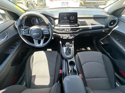 2023 Kia Forte LXS   - Photo 8 - Ridgecrest, CA 93555