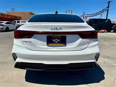 2023 Kia Forte LXS   - Photo 5 - Ridgecrest, CA 93555