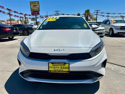 2023 Kia Forte LXS   - Photo 2 - Ridgecrest, CA 93555