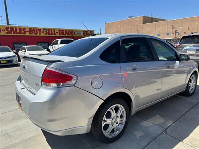 2009 Ford Focus SES   - Photo 4 - Ridgecrest, CA 93555