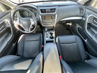 2017 Nissan Altima 2.5 SR   - Photo 10 - Ridgecrest, CA 93555