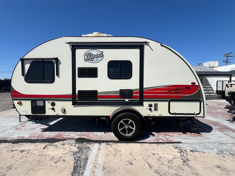 2016 Forest River RPOD HOOD RIVER EDITION   - Photo 3 - Ridgecrest, CA 93555