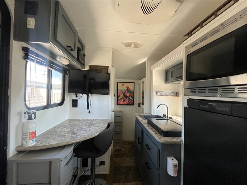 2016 Forest River RPOD HOOD RIVER EDITION   - Photo 8 - Ridgecrest, CA 93555