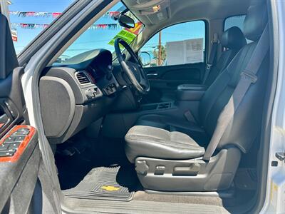 2012 Chevrolet Tahoe LT   - Photo 13 - Ridgecrest, CA 93555