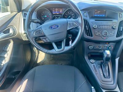 2015 Ford Focus SE   - Photo 9 - Ridgecrest, CA 93555