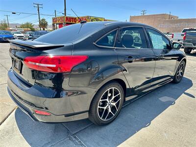 2015 Ford Focus SE   - Photo 4 - Ridgecrest, CA 93555