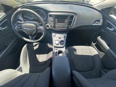 2016 Chrysler 200 Limited   - Photo 9 - Ridgecrest, CA 93555