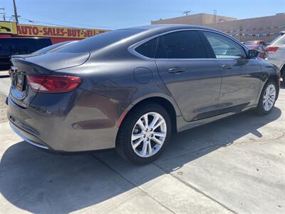 2016 Chrysler 200 Limited   - Photo 4 - Ridgecrest, CA 93555