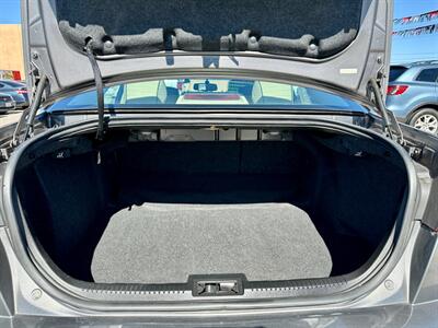 2011 Lincoln MKZ/Zephyr AWD   - Photo 6 - Ridgecrest, CA 93555