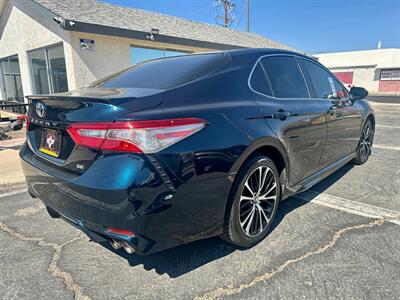 2018 Toyota Camry SE   - Photo 4 - Ridgecrest, CA 93555