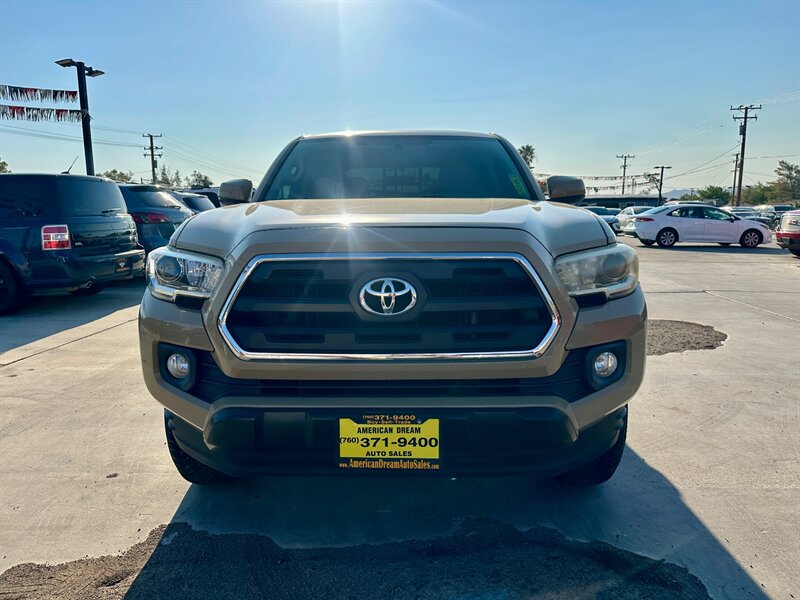 2017 Toyota Tacoma SR5  