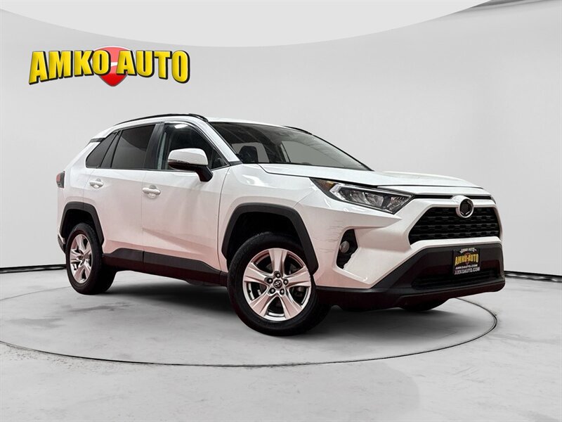 2020 Toyota RAV4 XLE - Photo 4 - Laurel, MD 20724