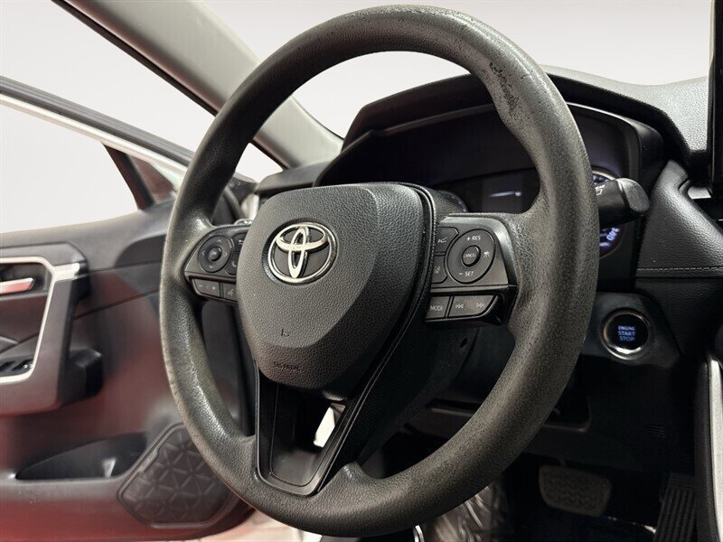 2020 Toyota RAV4 XLE - Photo 26 - Laurel, MD 20724