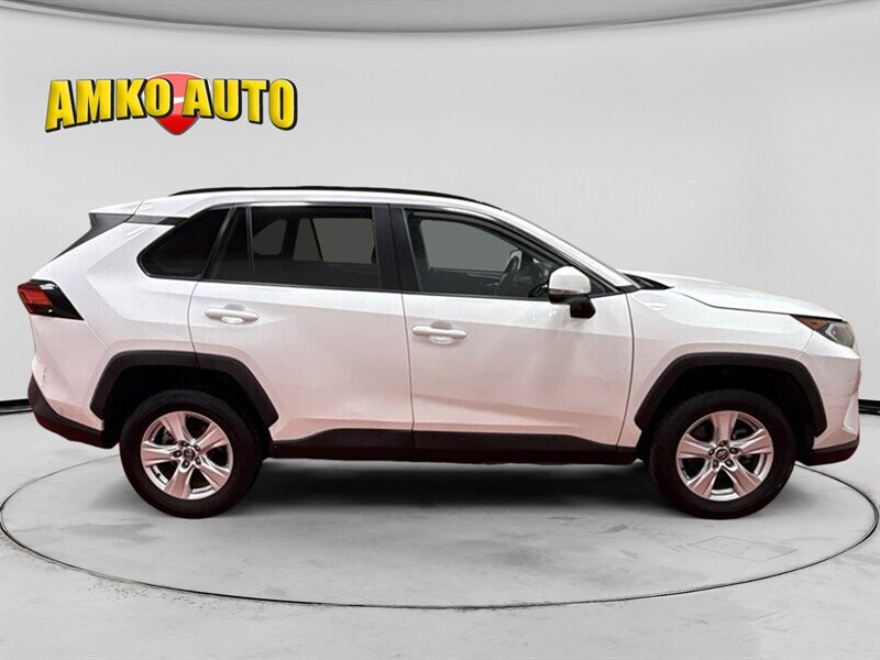 2020 Toyota RAV4 XLE - Photo 6 - Laurel, MD 20724