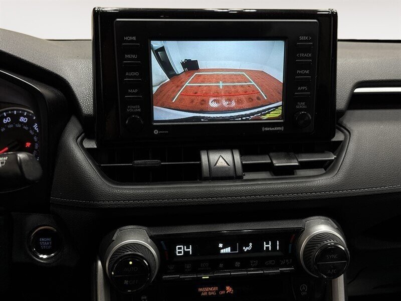 2020 Toyota RAV4 XLE - Photo 33 - Laurel, MD 20724