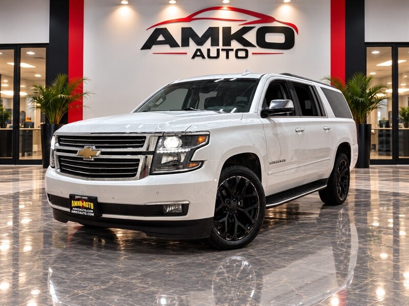 White (Iridescent Pearl Tricoat) 2017 Chevrolet Suburban SUV / Crossover Four-Wheel Drive Automatic
