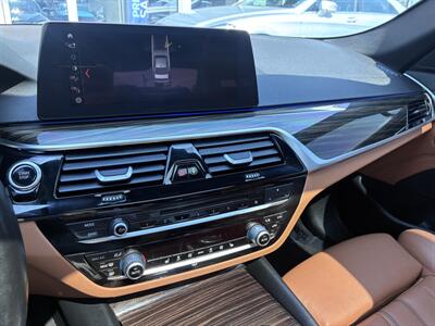 2018 BMW 530e iPerformance   - Photo 32 - Temple Hills, MD 20748