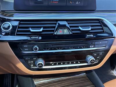 2018 BMW 530e iPerformance   - Photo 27 - Temple Hills, MD 20748
