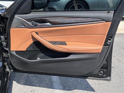 2018 BMW 530e iPerformance   - Photo 39 - Temple Hills, MD 20748