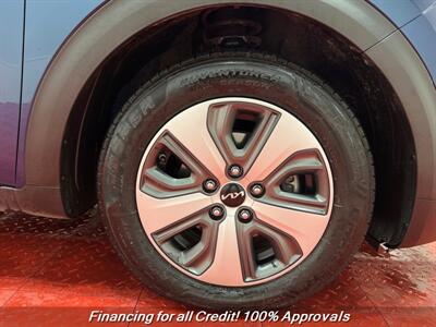 2022 Kia Niro LX   - Photo 9 - Temple Hills, MD 20748