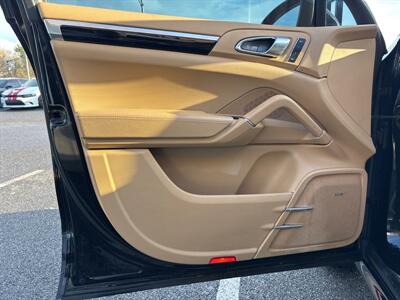 2016 Porsche Cayenne   - Photo 15 - Laurel, MD 20724