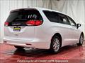 2023 Chrysler Voyager LX   - Photo 15 - Temple Hills, MD 20748