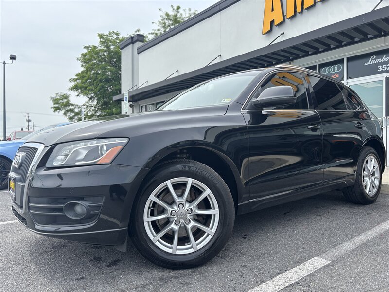 2011 Audi Q5 2.0T quattro Premium  