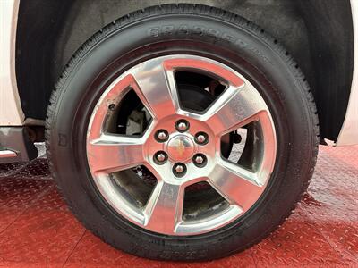 2015 Chevrolet Suburban LTZ   - Photo 8 - Temple Hills, MD 20748