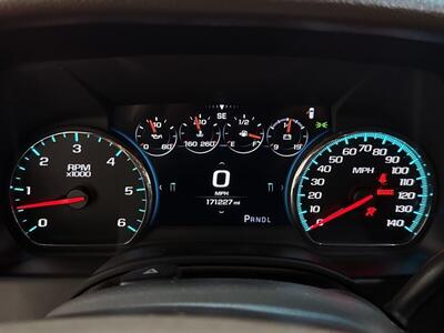 2017 Chevrolet Suburban Premier   - Photo 35 - Temple Hills, MD 20748