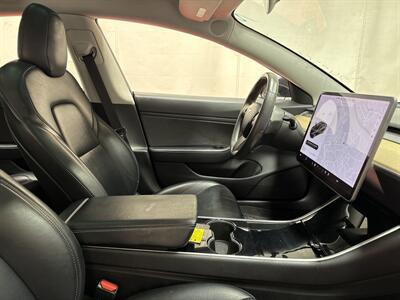 2020 Tesla Model 3 Long Range   - Photo 29 - Temple Hills, MD 20748