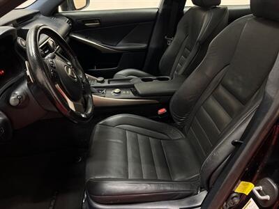 2017 Lexus IS 200t   - Photo 15 - Laurel, MD 20724
