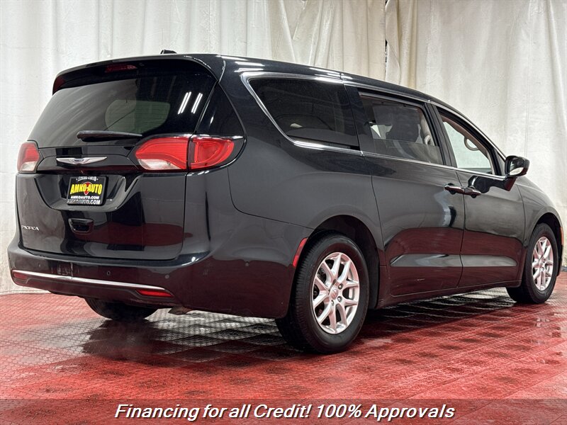 2020 Chrysler Pacifica Touring - Photo 14 - Temple Hills, MD 20748