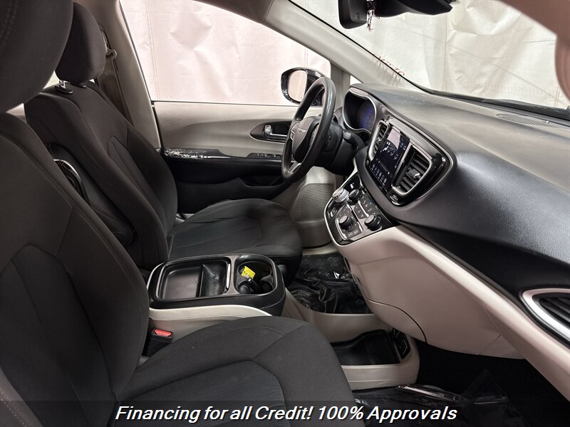 2020 Chrysler Pacifica Touring - Photo 24 - Temple Hills, MD 20748