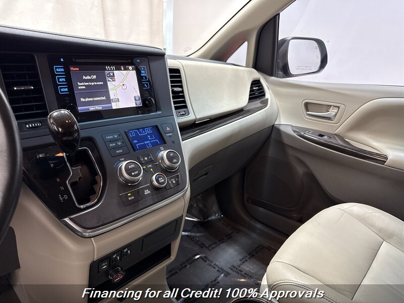 2015 Toyota Sienna XLE 8-Passenger - Photo 22 - Temple Hills, MD 20748