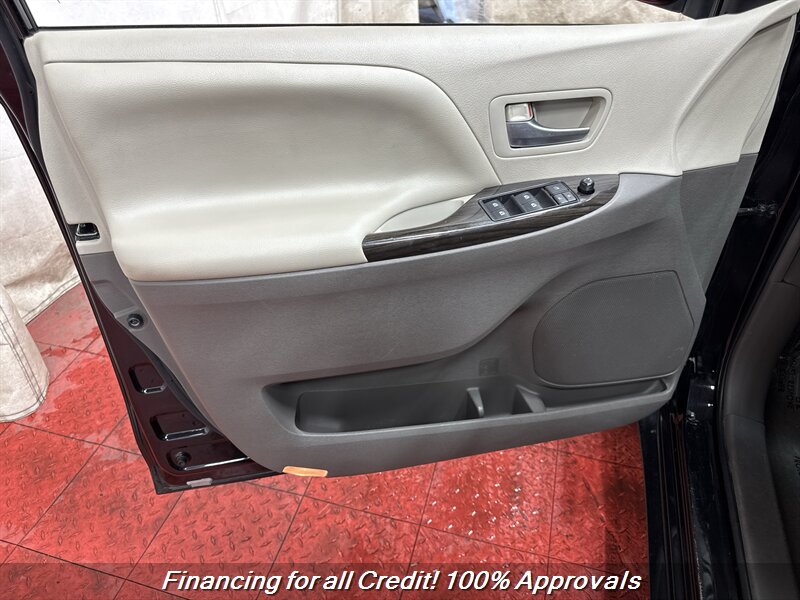 2015 Toyota Sienna XLE 8-Passenger - Photo 9 - Temple Hills, MD 20748