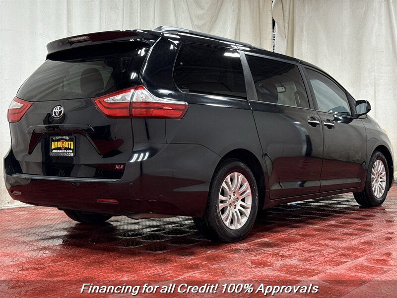 2015 Toyota Sienna XLE 8-Passenger - Photo 8 - Temple Hills, MD 20748