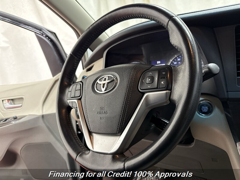 2015 Toyota Sienna XLE 8-Passenger - Photo 18 - Temple Hills, MD 20748