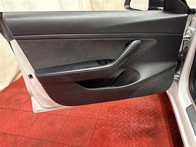 2020 Tesla Model 3 Standard Range Plus   - Photo 15 - Temple Hills, MD 20748